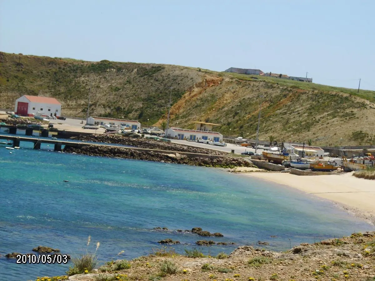Quartos Maria Clara Sagres 0*,